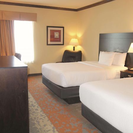 La Quinta By Wyndham Eastland Hotel Bagian luar foto