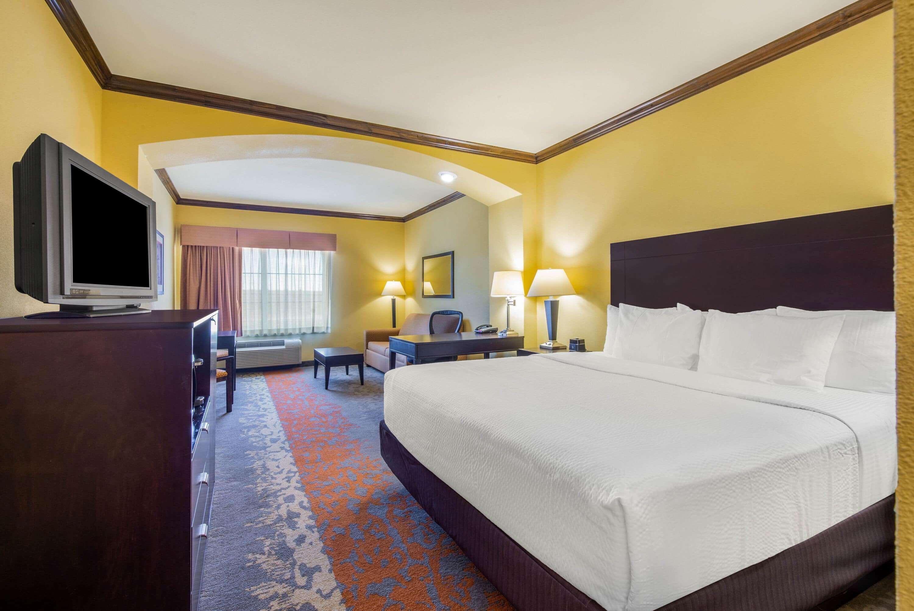La Quinta By Wyndham Eastland Hotel Bagian luar foto
