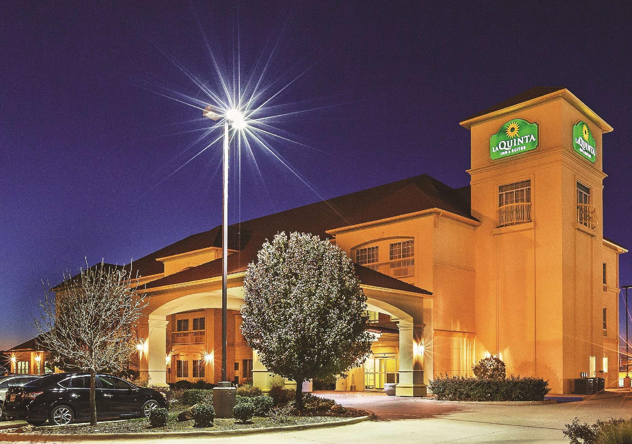 La Quinta By Wyndham Eastland Hotel Bagian luar foto