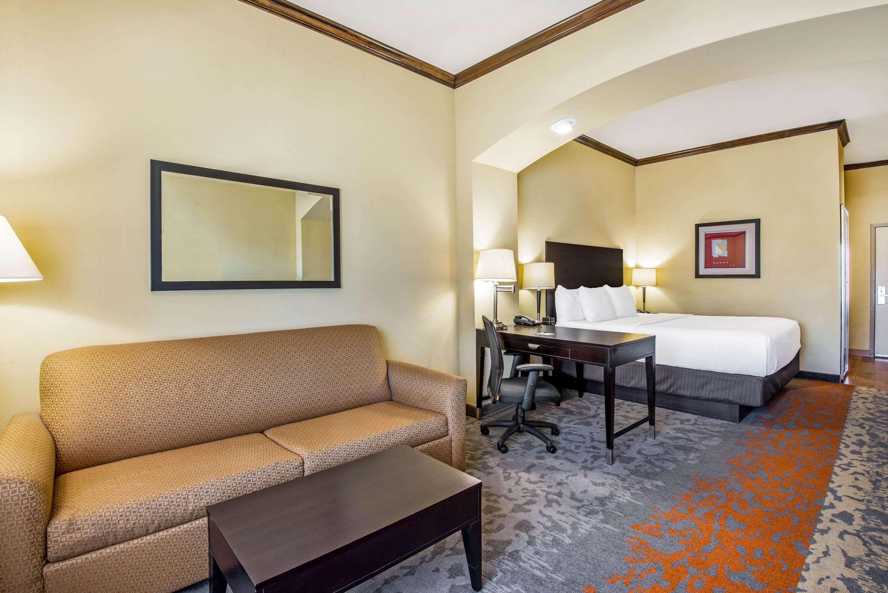 La Quinta By Wyndham Eastland Hotel Bagian luar foto